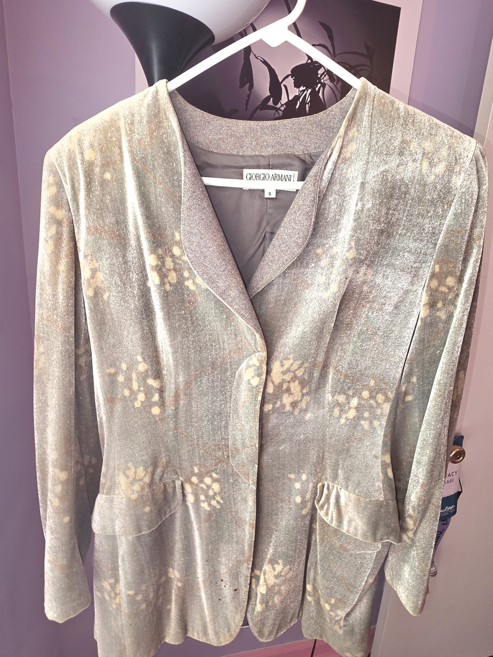 Giorgio Armani Silver Floral Velvet Blazer with Cream Accents